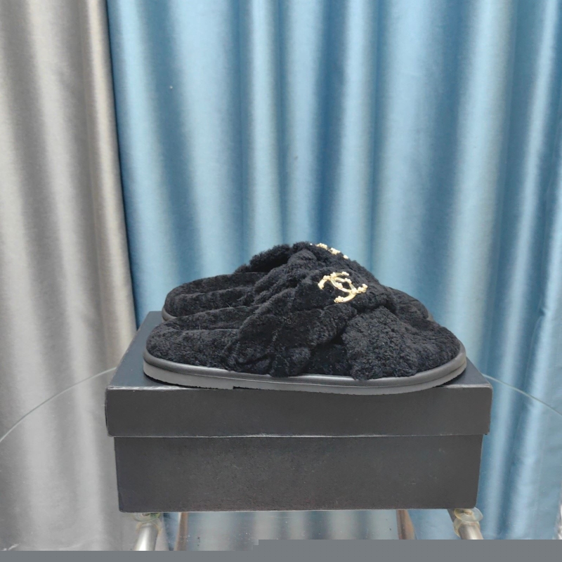 Ch*el slippers